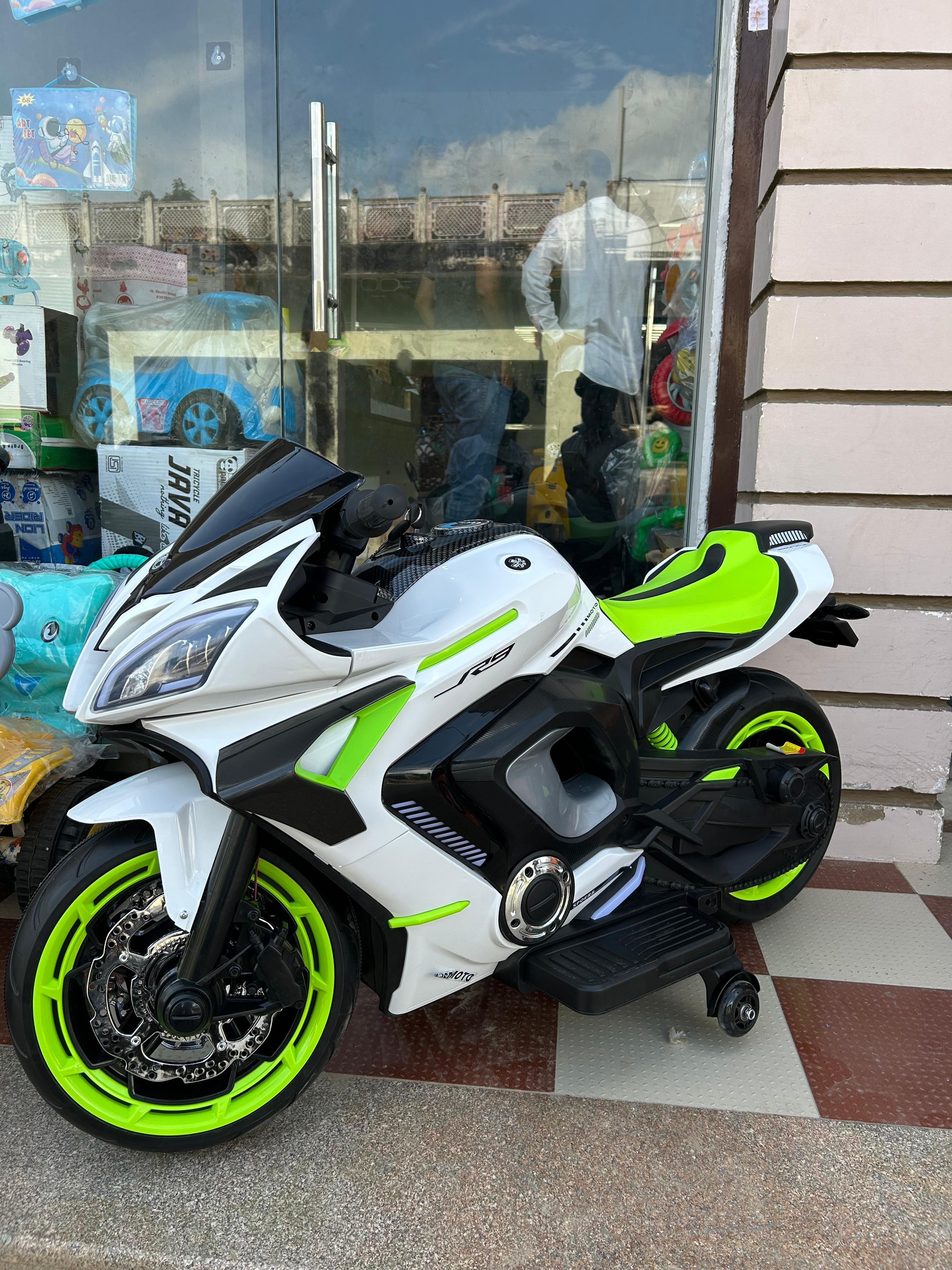 PLAYLAND R9 BIKE
